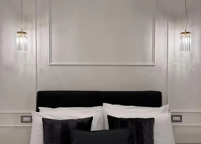 Ferdinando's * نابولي