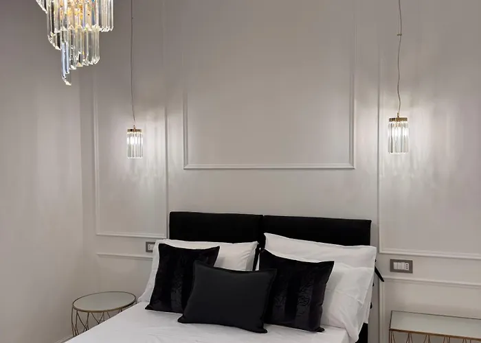 Ferdinando's * نابولي